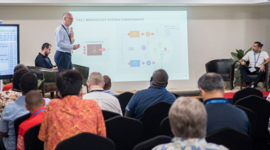 Presentation of the cell broadcast architecture and emergency communication workflow